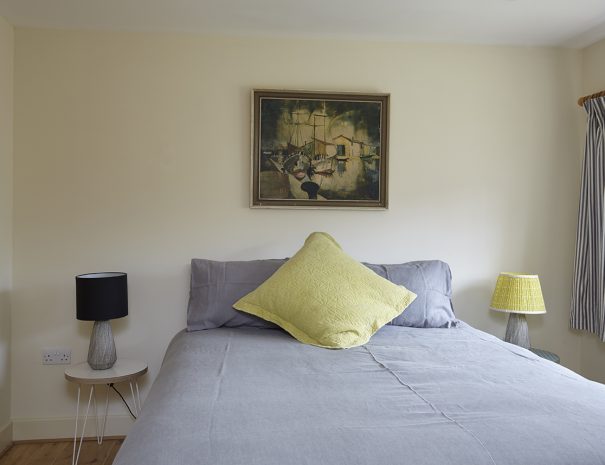 King size bed